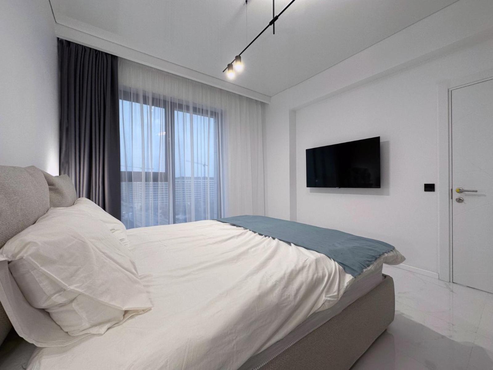 Koya Tower By The Lake Apartments Mamaia Exterior foto